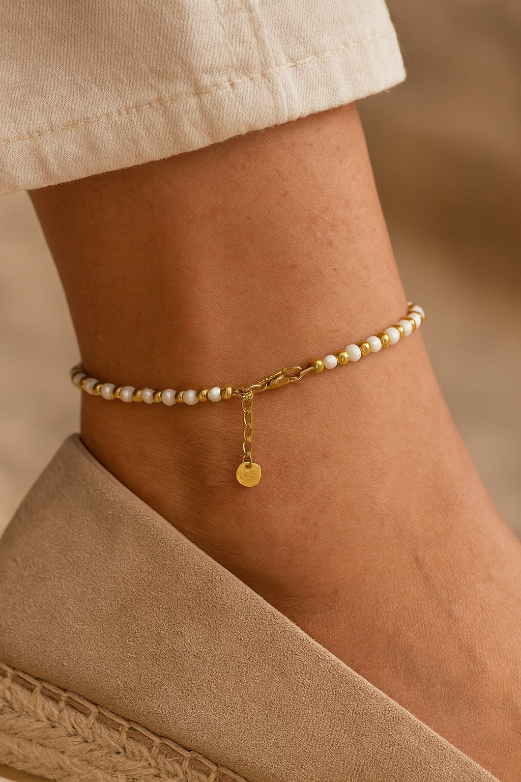 Freshwater Shell & Stainless Steel Beaded Bracelet – Gold Wire Detail, 6.75-Inch with 1-Inch Extension Custom Size