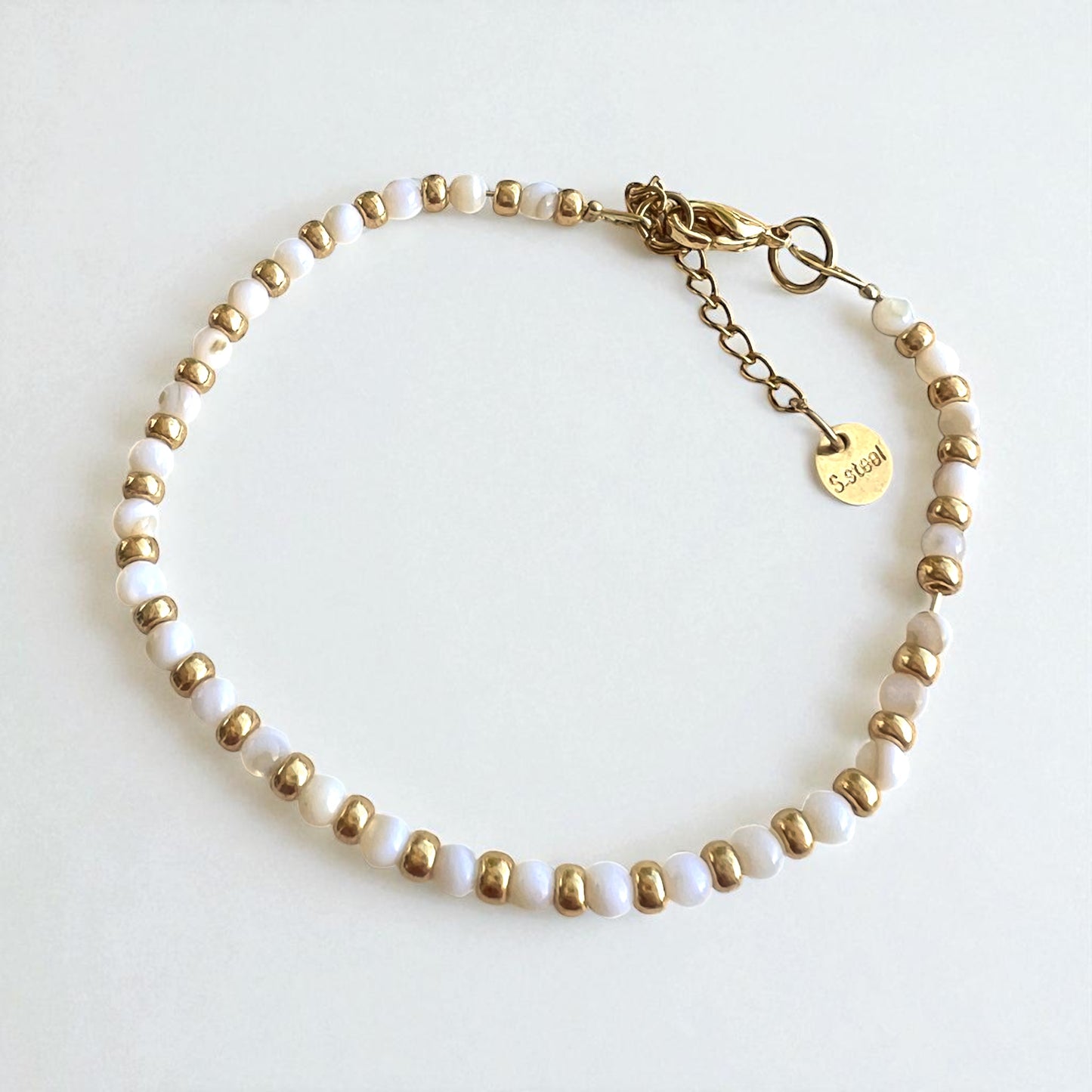 Freshwater Shell & Stainless Steel Beaded Bracelet – Gold Wire Detail, 6.75-Inch with 1-Inch Extension Custom Size